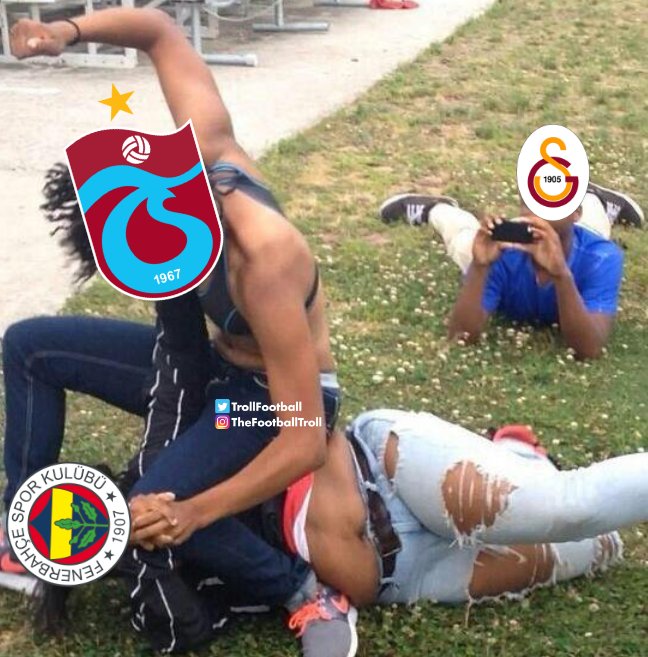 Sevim koşşş, fenerimin dövüyorlar
Puhahajahajaj