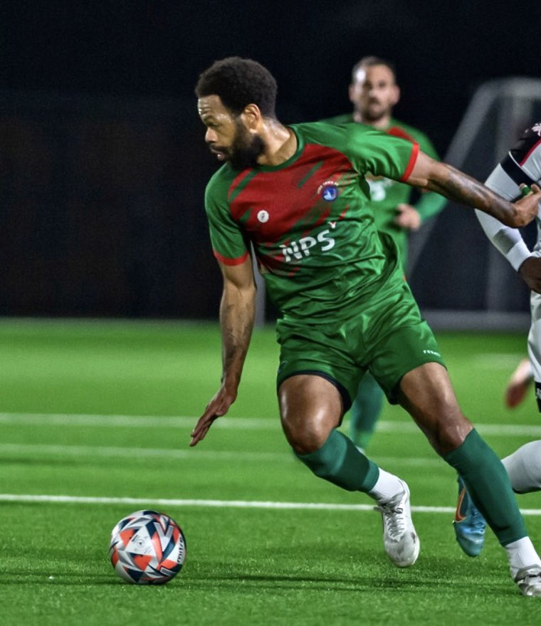 Lydd Town are pleased to announce that Jahmahl King is October’s Player of the Month🏆 

Due to the original vote being a tie between Kingy and Sterling we allowed management to have the casting vote!

Jahmahl will be presented with a bottle of bubbly at Lydd’s next home match 🍾