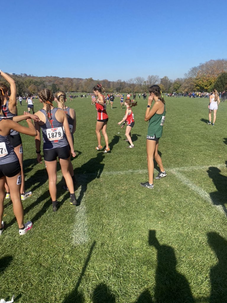 McAuleyXC's tweet photo. Beautiful day for a State Meet… here we go! Eileen and Emily are ready to go! #MightyMacXC203 #visualizevictory https://t.co/KndMQjbphJ