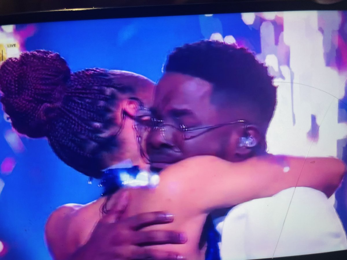 sibhadhela's tweet photo. Awwww Congratulations Tbose💃💃🎉🎉🎉#IdolsSA https://t.co/Y7WRZS6wSi