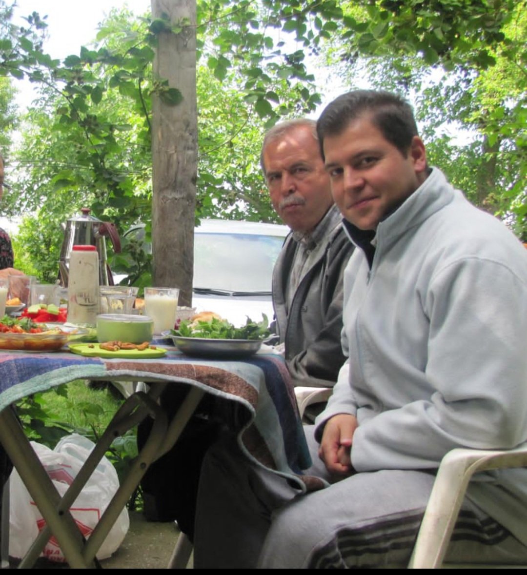 Kitmirin_biri's tweet photo. Yusuf Bilge Tunç’un babası 
Mustafa Tunç:

"Hapiste olsa gider ziyaret edersin, ne olduğunu bilmemek kadar acı bir şey yok...!"

@adalet_bakanlik
@yilmaztunc

Kaçırılanlar Nerede https://t.co/2HyqgVeMX9