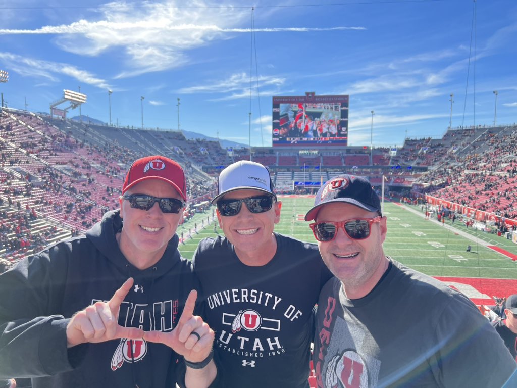 k_r_baum's tweet image. Another great day for a Utes win #UtesGameday #GoUtes #friendsforever