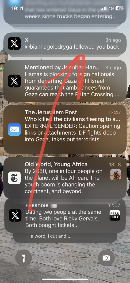 When a Romanian diplomat friend is telling you how great she thinks ⁦<a href="/biannagolodryga/">Bianna Golodryga</a>⁩ is, and you glance at your phone a moment later and she has followed you back (and you can’t even remember when you followed her 🫣)