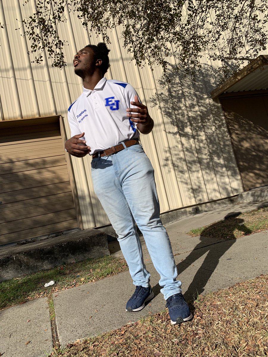 TeezyyyWap12's tweet photo. SEASON 2 IN THE BOOKS 💙📖 #ChaplainLife 🗣️ #GodsPlan 🙏🏽 #MenOfGod 💙 https://t.co/AY7AS358dM
