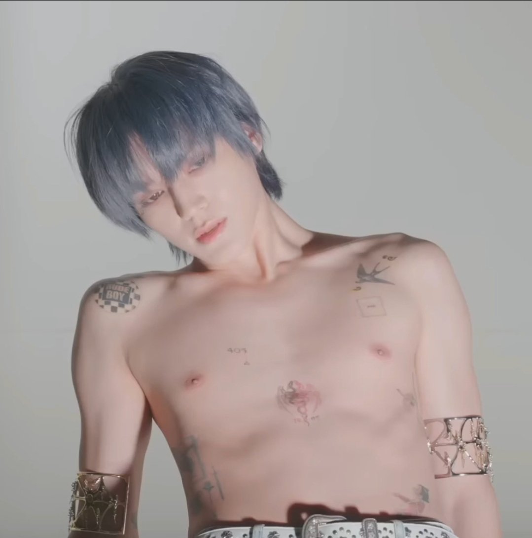 taeyong pics tweet media
