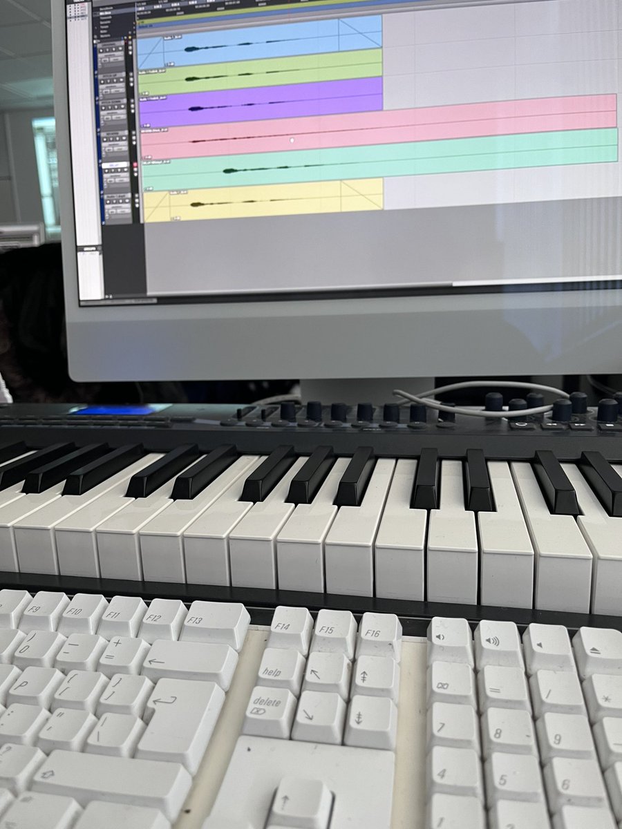 MissScottMus's tweet photo. Music Tech CPD @napiermusictech this weekend https://t.co/HhI04iRD9G