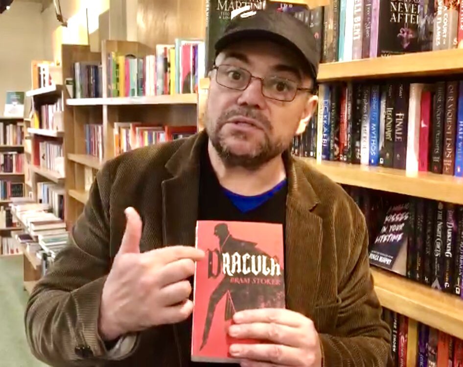 FilmsCasta's tweet photo. Dracula by Bram Stoker. https://t.co/TdFooEWNFi