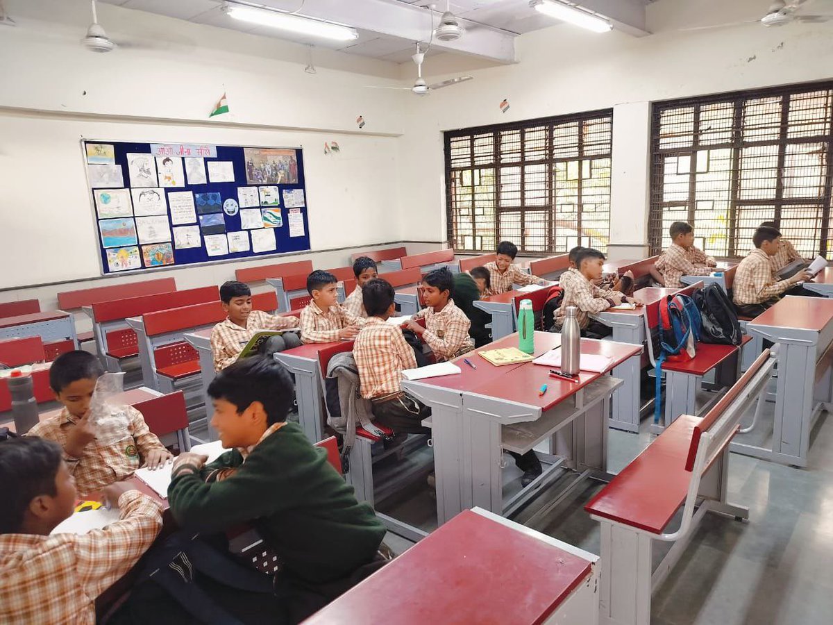 TDCProgram's tweet photo. After successful ART and Co-ART meeting teachers in @sbvsadiqnagar implemented PAT activities in their classroom.
There was a great response from students as they are full of energy and enthusiasm.
#PreferredActivityTime https://t.co/9Yld4txT66