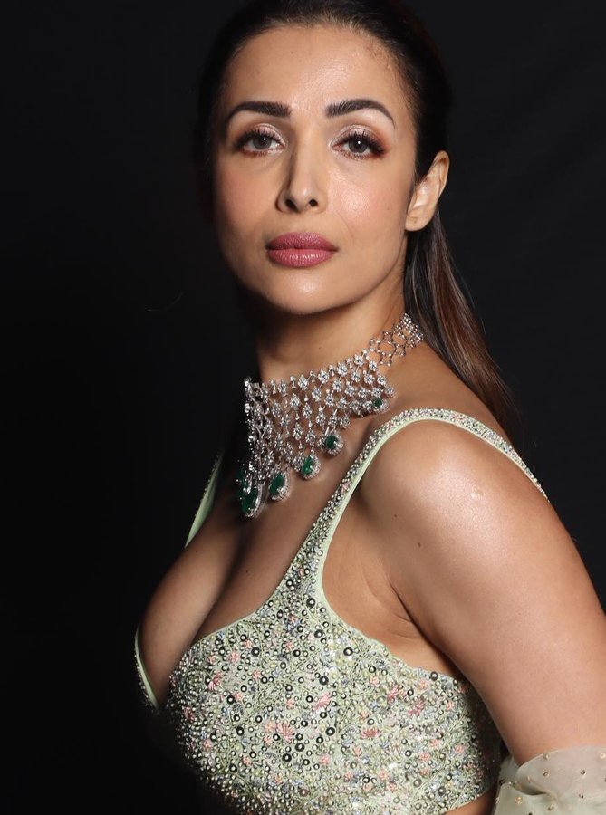 F-GCQvEaMAAlJUv?format=jpg&name=900x900