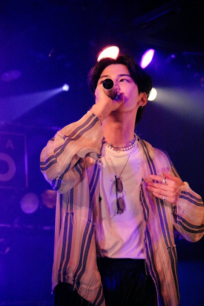 tMBk79af5jyinZn's tweet photo. Re:Snacks presents.「Re:present vol.1」
2023.11.2渋谷📸
三浦史也くん熱唱🎤
#史也祭 #三浦史也 #ReSnacks  @fmy_0821 https://t.co/cDjaPYnThF