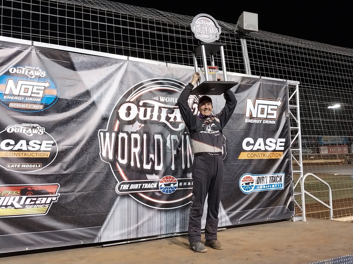 RacingProMedia's tweet photo. STILL GOING STRONG: Tim Fuller Returns to Victory Lane on World Finals’ Penultimate Night

#TimFuller #MatWilliamson #AnthonyPerrego #SuperDIRTcarSeries #Racing #Winner #Dirt #BigBlockModifieds #TheDirtTrackAtCharlotte #NorthCarolina #WorldFinals

https://t.co/hKqMiTWhM2 https://t.co/bK1651IVLH