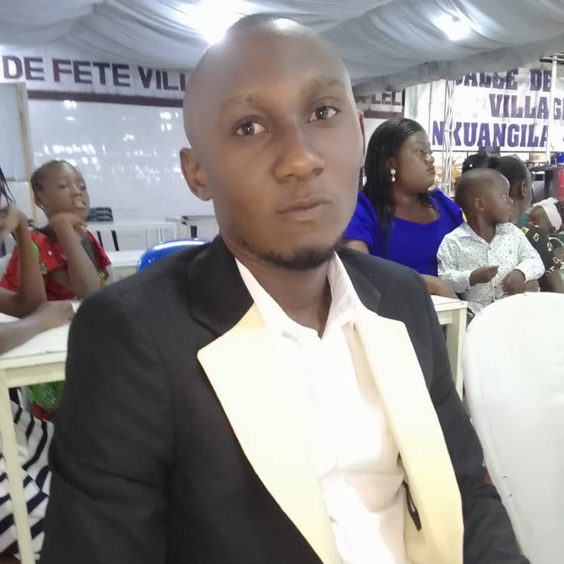 diluambadaniel's tweet photo. #NouvellePhotoDeProfil https://t.co/ktTw18cFqB