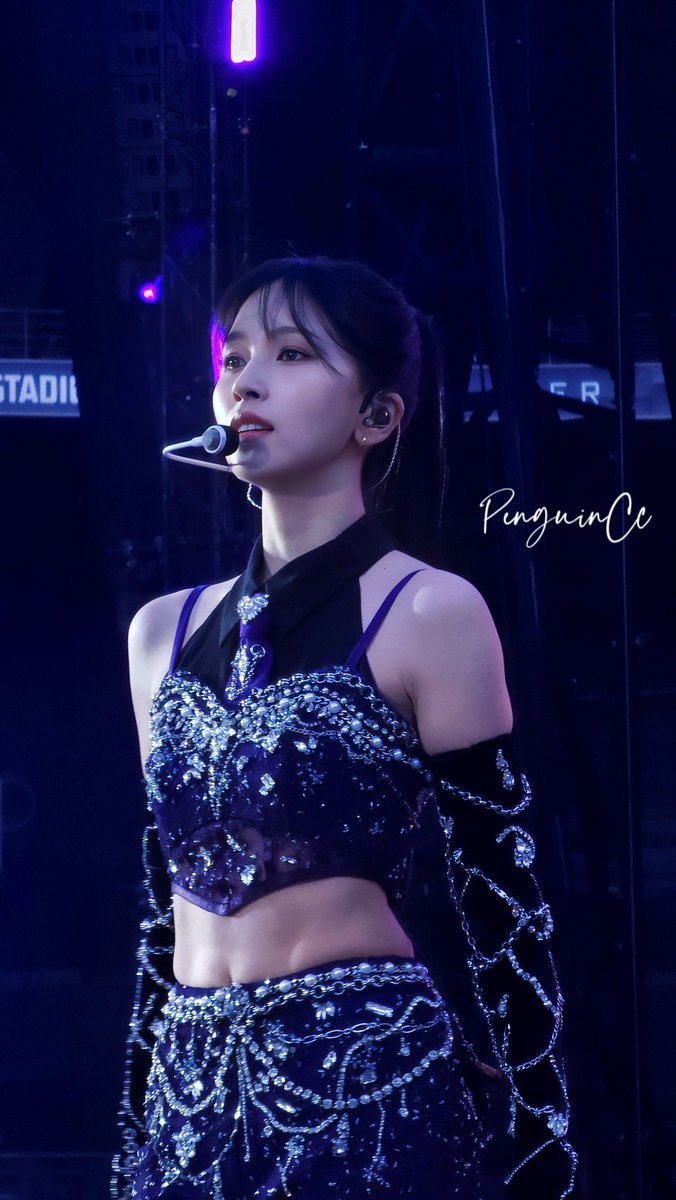 chadwickchen98's tweet photo. 🖤💜

#TWICE #TWICE_5TH_WORLD_TOUR #트와이스 #READYTOBE_WORLDTOUR #MINA #미나 #ミナ https://t.co/4pV8wv83DU