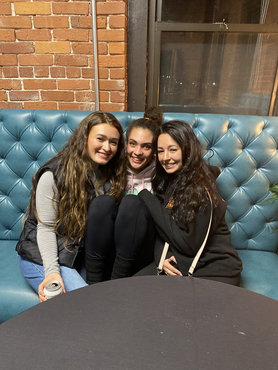 Funk_Little's tweet photo. the gurls are back in townn https://t.co/RJqnvVIPOZ