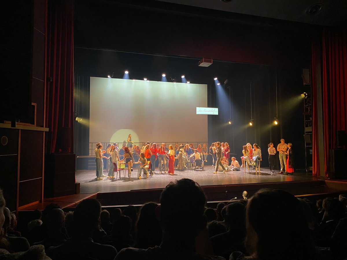 Ongekend! Alles voor de show, een werkelijk prachtige musical ter afsluiting van het jubileumjaar ‘100 jaar TBL’  #vanavondnogeenkeer