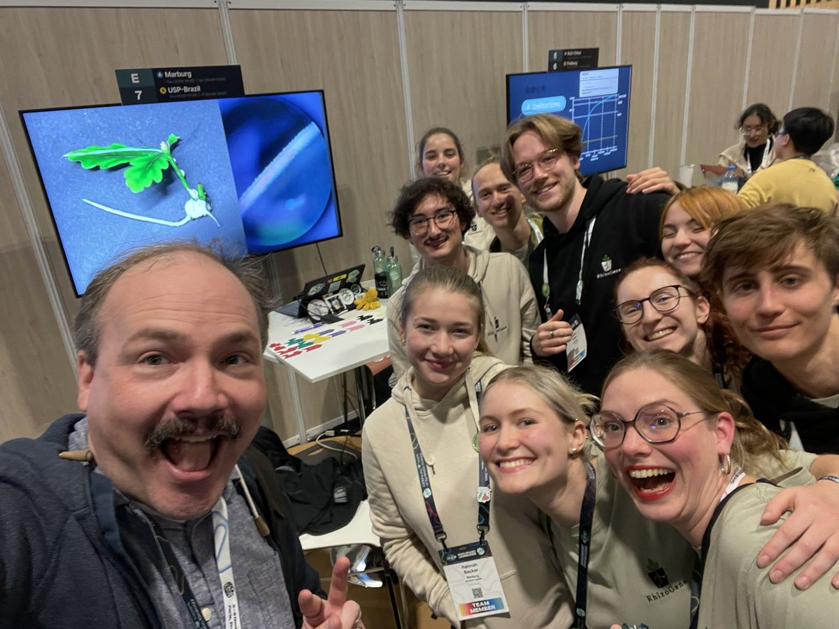 #woodgang going wood mode here at #iGEM2023 with team Marburg and their agrobacterium-transformed Oak showing RUBY expression
2023.igem.wiki/marburg/