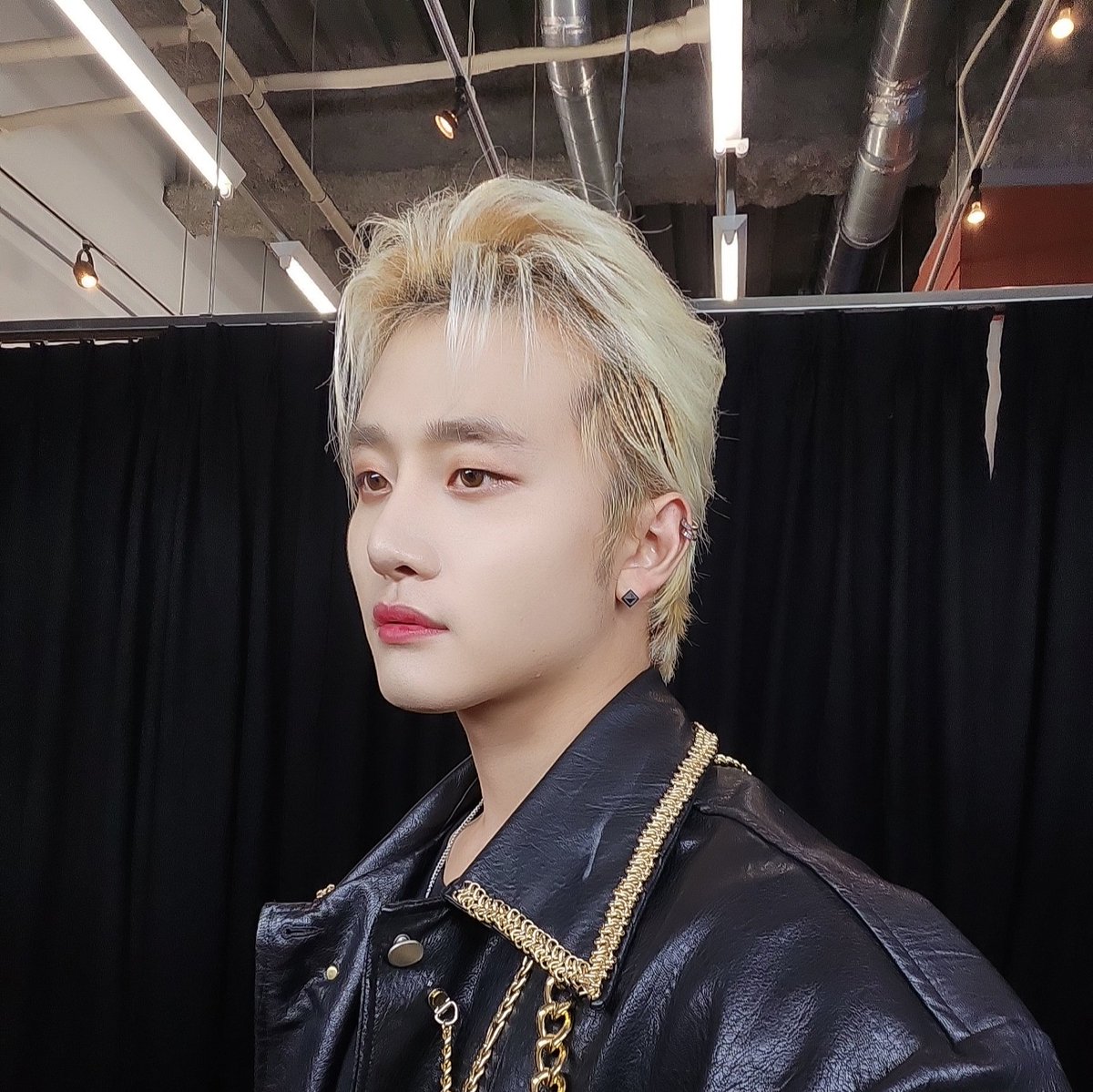 Official_IB147's tweet photo. [#윤상]

멍...

#ib147 #아이돌 #연습생 #idol #kpop https://t.co/cW6mL9e7Il