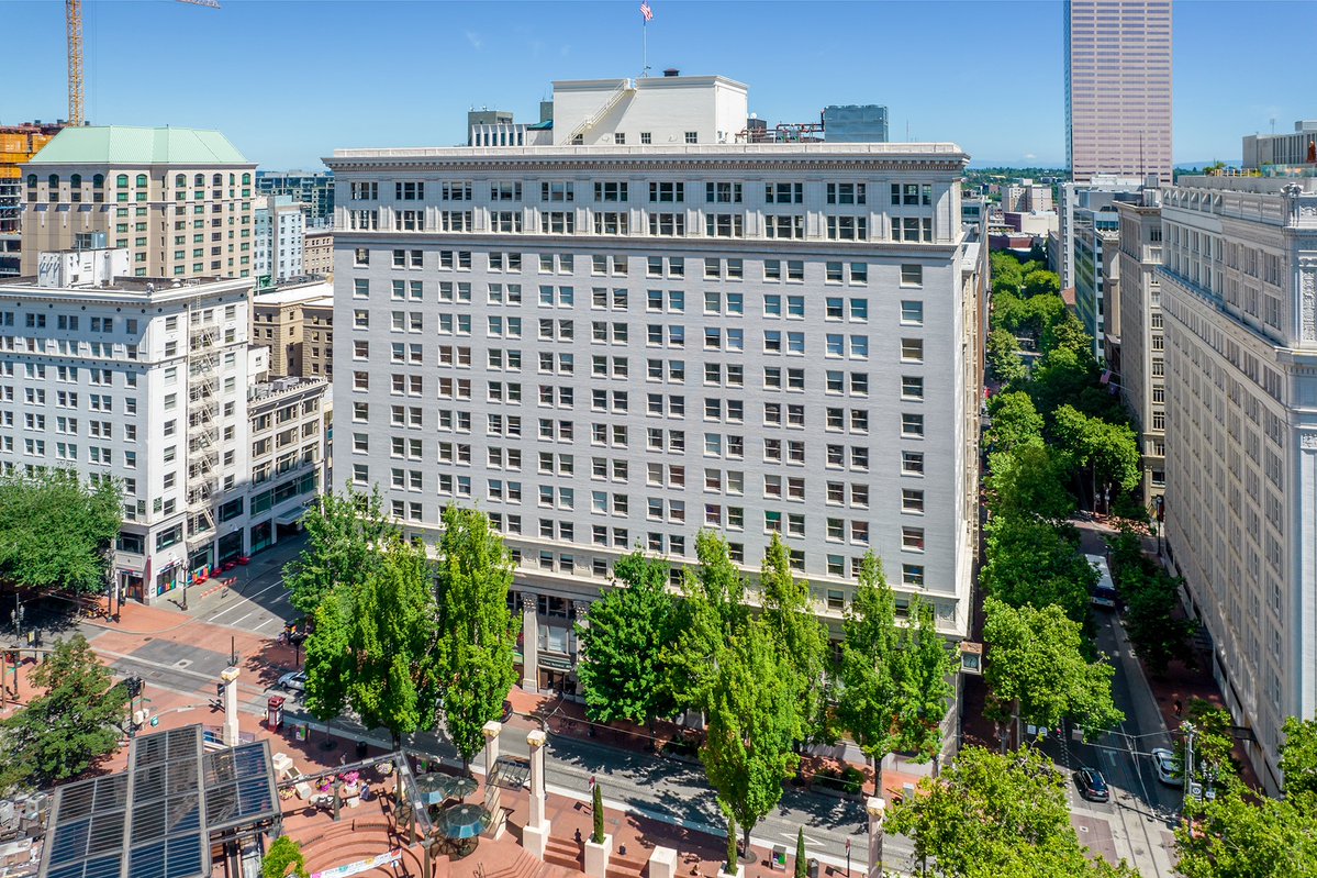 San Francisco is terrible but Portland's real estate office market is downright scary The iconic American Bank Building near the courthouse recently sold for $13.6 million which equates to a shocking ~$75 a SF 🤯 The last time the building changed hands was in 2014, at $45.1…