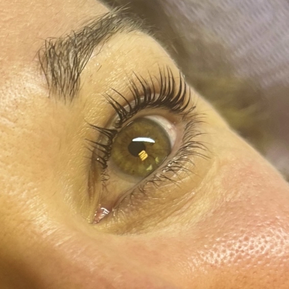 Lash lift and tint by Alyssa! Wake up everyday with beautiful lashes! Schedule online or call 724-657-5156.
 #lashlift #lashtint #lashcurl #lashvolume #volume #beauty #natural #spa #maryturnerdayspa