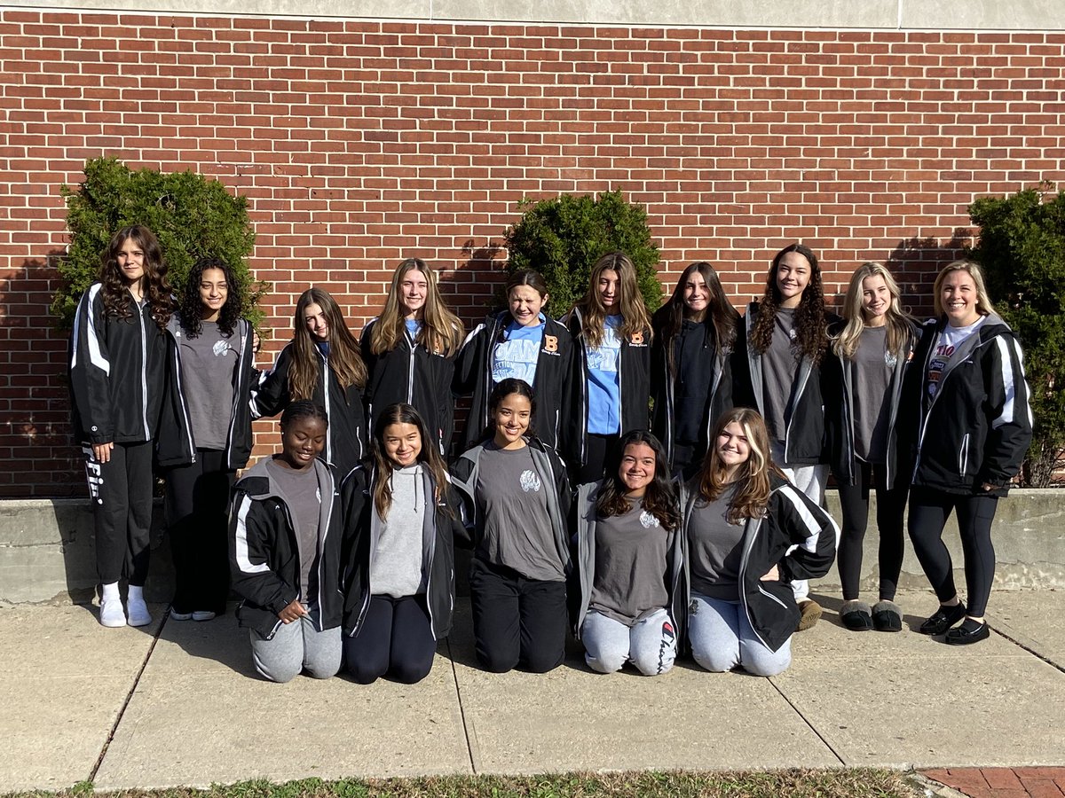 VG Game Day Cheer- good luck to our girls &amp; Coach Bochicchio at NY State Championships <a href="/SectXISuffolk/">SectionXI</a>