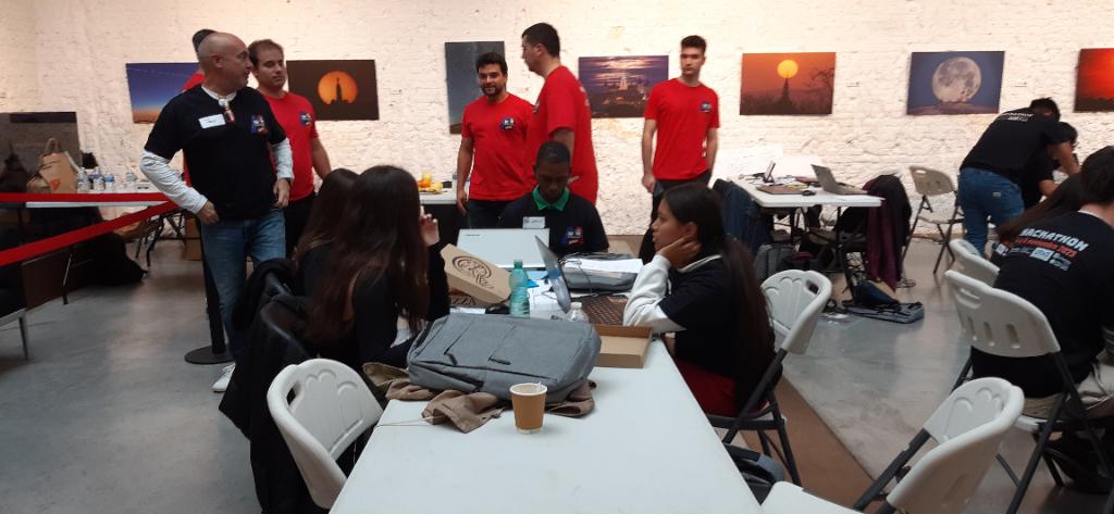 Hackathon Lovers tweet media
