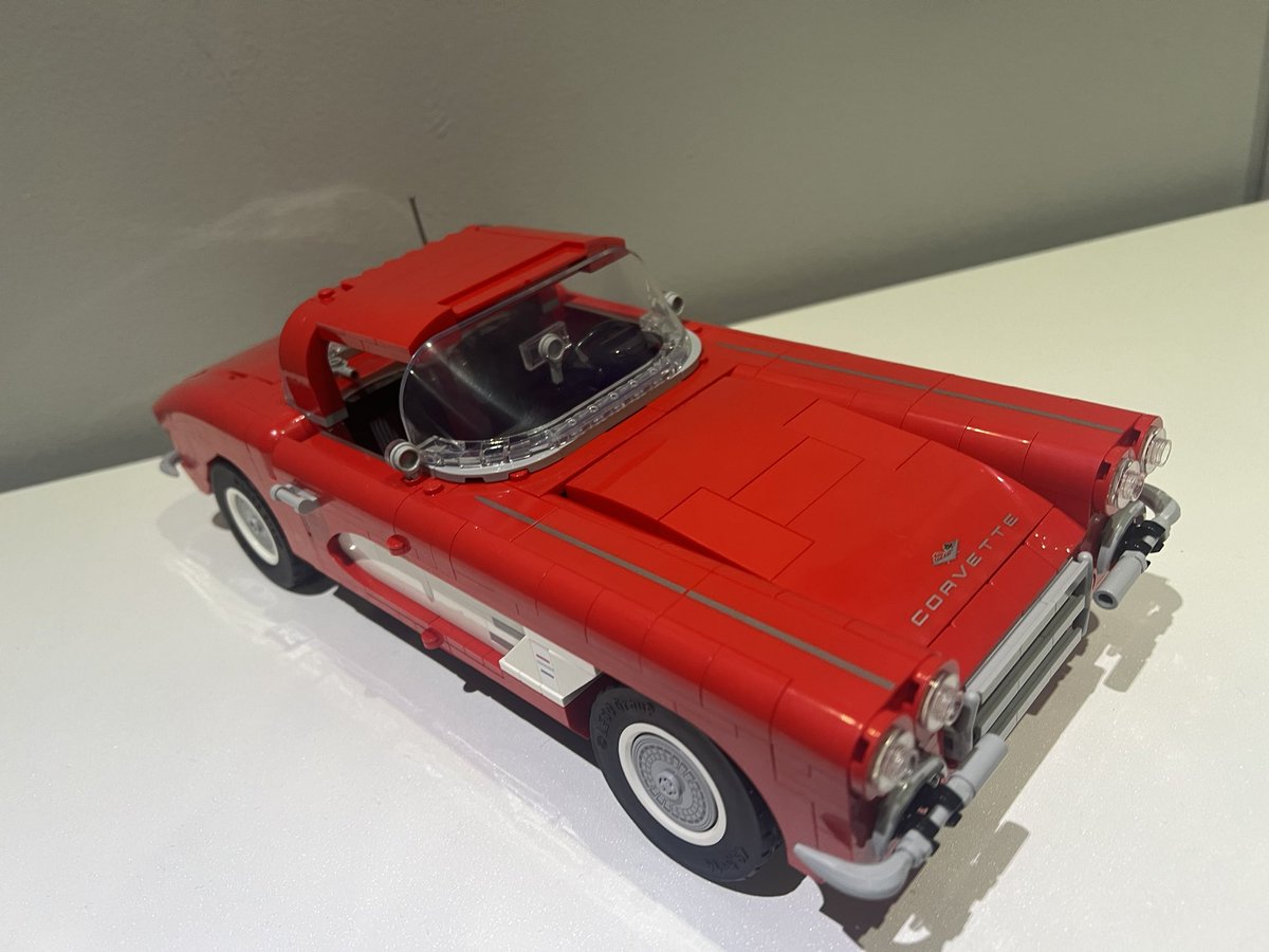 #Lego #ChevroletCorvette completed #Chevrolet #LegoIcons #AFOL