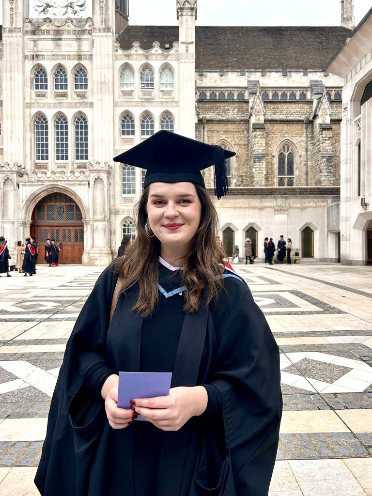 Anna Disley-Simpson tweet media