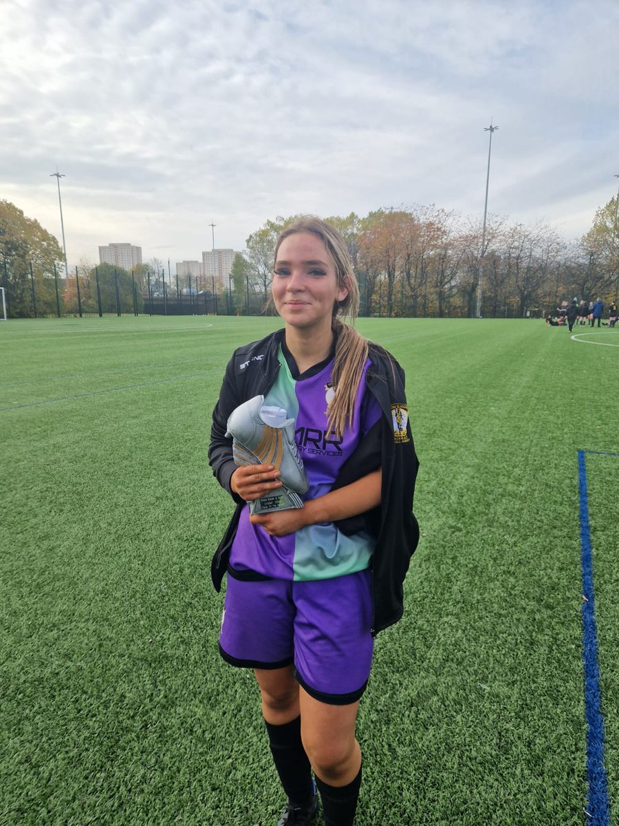 Well done to our U16s as they were home to Evro in a friendly this morning.

A very good, competitive game resulting in a 1-1 scoreline.

Big thanks to <a href="/evro_youth/">Evro Football Youth Academy</a> for coming along at short notice.

💜💚⚽️