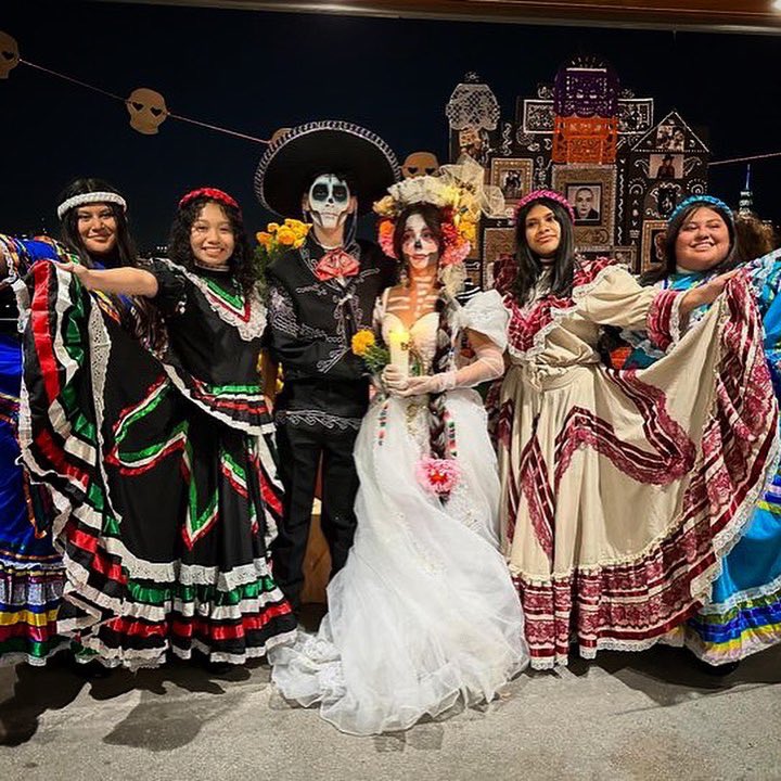 Join us at Riverview Park from 11-2 tomorrow for our Day of the Dead Celebration! 💀🕯️🏵️🥀