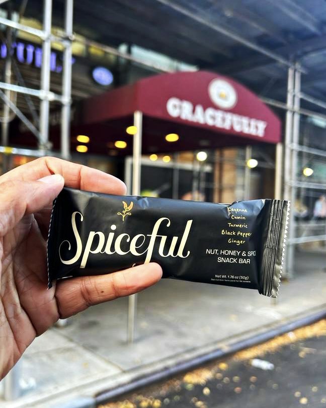 ✨ New Retailer Alert! 📣✨

Gracefully in NYC (101 West End Ave location) now offers our savory snack bars!