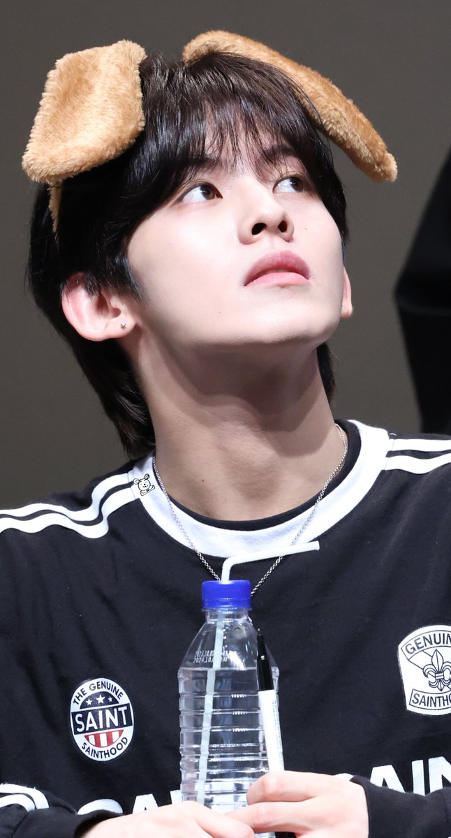 굉장히 지극히 개인적인 사심으로
내가 좋아하는 우리 엽이 모습♡
ㄴ울대가 굵은???? 암튼 좋음😍
    나름 내가 좋아하는 매력 포인또

#TAN #티에이엔 
#김현엽  #KIMHYUNYEOP
#현엽 #HYUNYEOP
#yeop_hoto #ヒョンヨプ