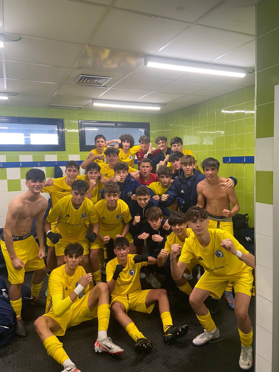 Las Rozas CF (@lasrozas_cf) on Twitter photo CANTERA| <a href="/Fuenla/">CFFuenlabrada</a> 0-2 Cadete A
⚽️ Diego Herranz
⚽️ Julio
Partido donde el EQUIPO de <a href="/adricaba_/">Adrián Martinez Cabañas</a> entró muy enchufado y consiguió ponerse rápido por delante. Después compitió al máximo hasta el final y consiguió tres puntos muy importantes.
#CorazonAzul | 💙
#MetodoLRZ CANTERA| <a href="/Fuenla/">CFFuenlabrada</a> 0-2 Cadete A
⚽️ Diego Herranz
⚽️ Julio
Partido donde el EQUIPO de <a href="/adricaba_/">Adrián Martinez Cabañas</a> entró muy enchufado y consiguió ponerse rápido por delante. Después compitió al máximo hasta el final y consiguió tres puntos muy importantes.
#CorazonAzul | 💙
#MetodoLRZ