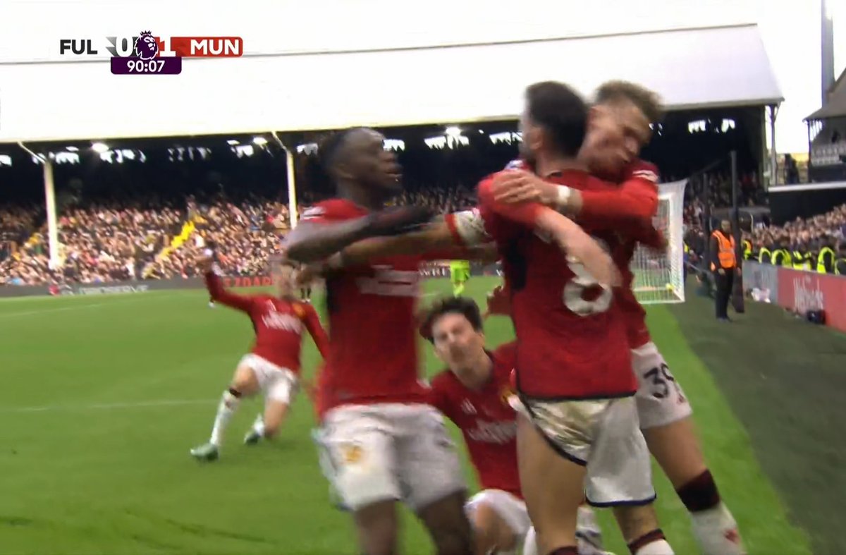 Maokai93's tweet image. Goallll
Bàn thắng ở những phút cuối cùng.
Thi đấu nhạt nhòa cả trận nhưng vẫn biết tỏa sáng đúng lúc .
BRUNOOOOOOOOOOO
#FULMUN