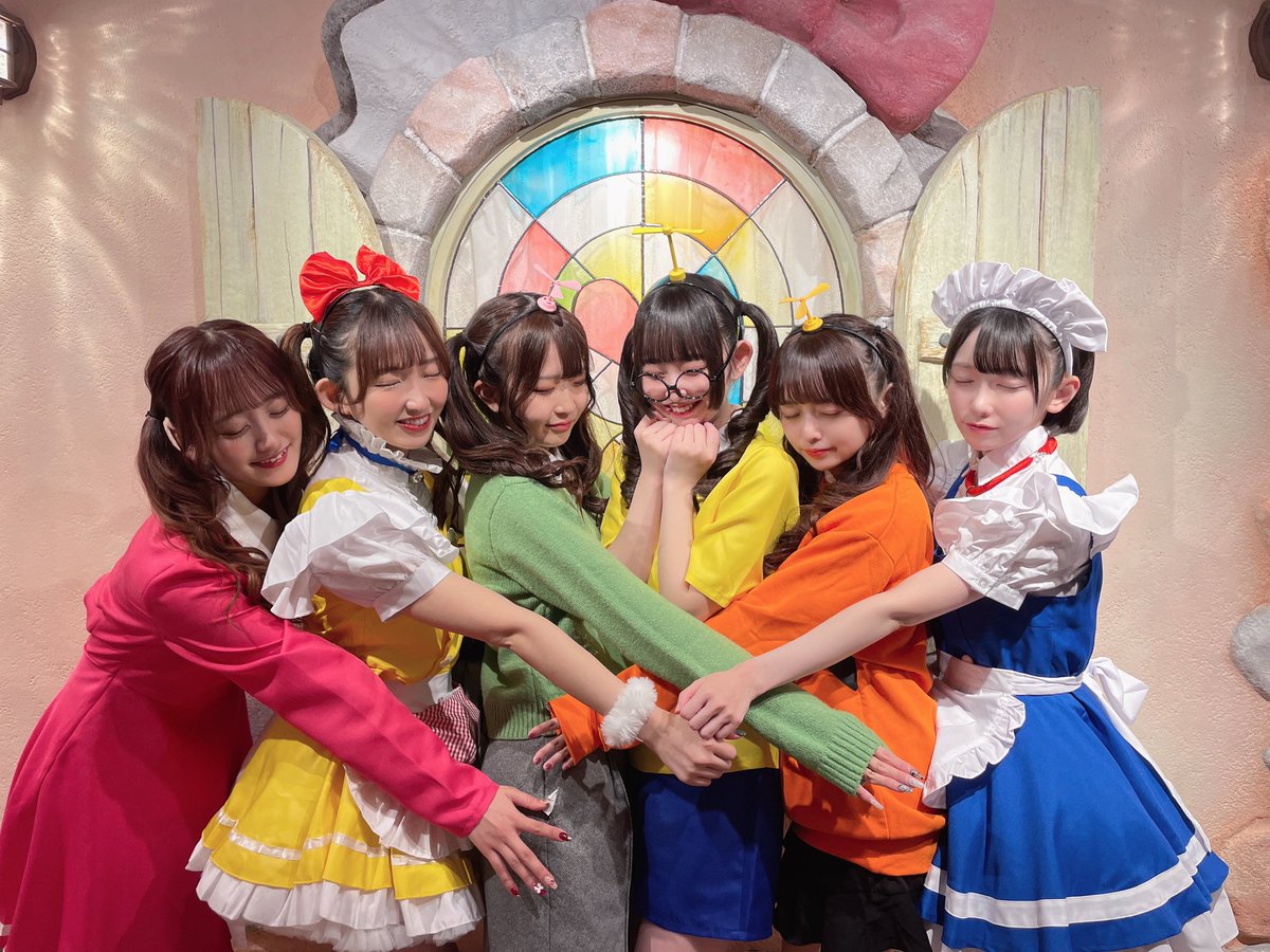 maid_memeta's tweet photo. めめた2周年スペシャルお給仕🌟ご帰宅ありがとうございました♪───Ｏ（≧∇≦）Ｏ────♪ https://t.co/2fBg1yFSN9
