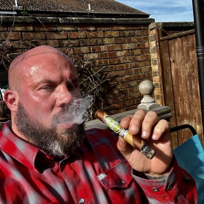 benking1979's tweet photo. #NewProfilePic https://t.co/gdnKbpQ8HS