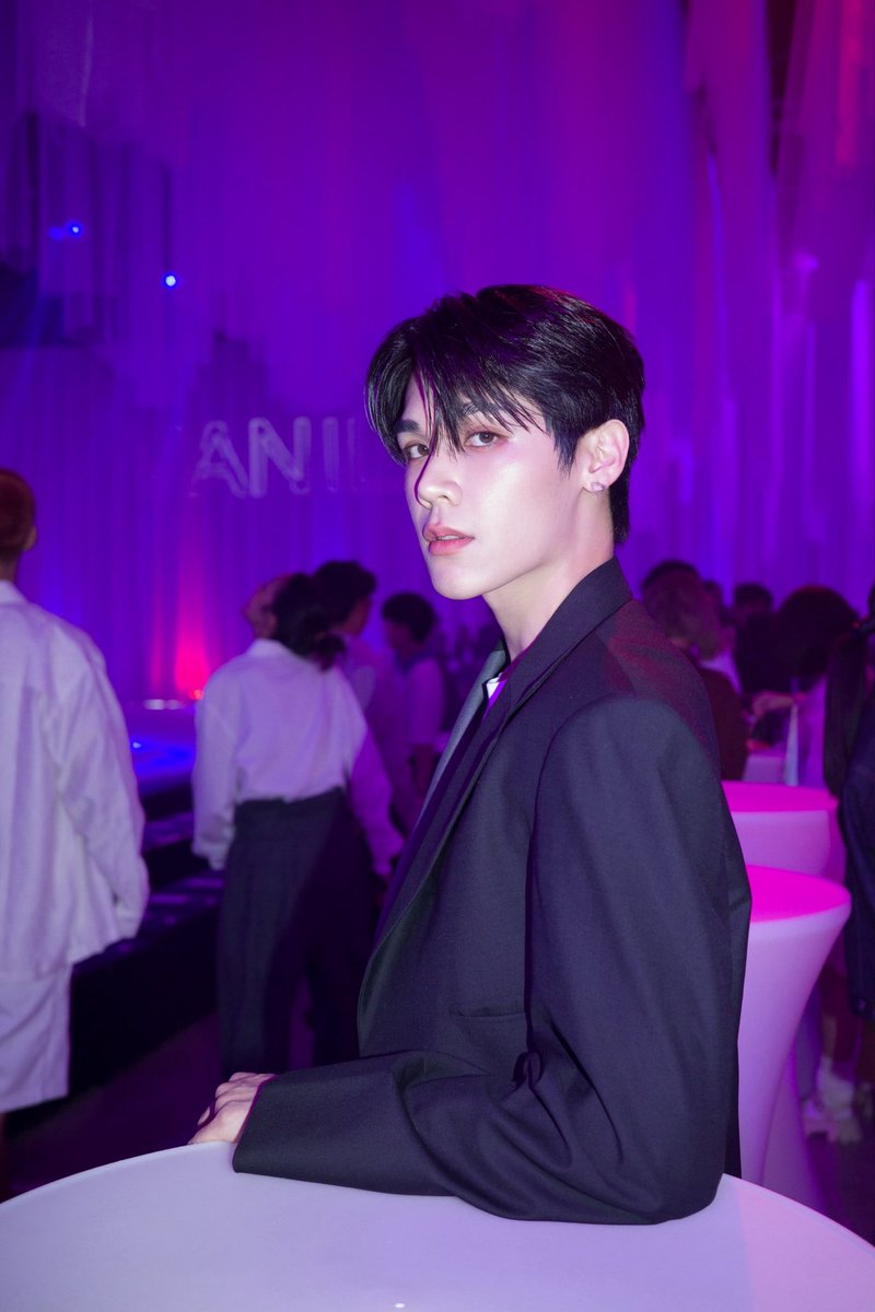 peatwasu's tweet photo. about last night 💫

#VANILLINAW23xFortPeat 
#VANILLINSTUDIO 
#Peatwasu #CaptainPeat #BabyFeat https://t.co/77hrgsMZBh