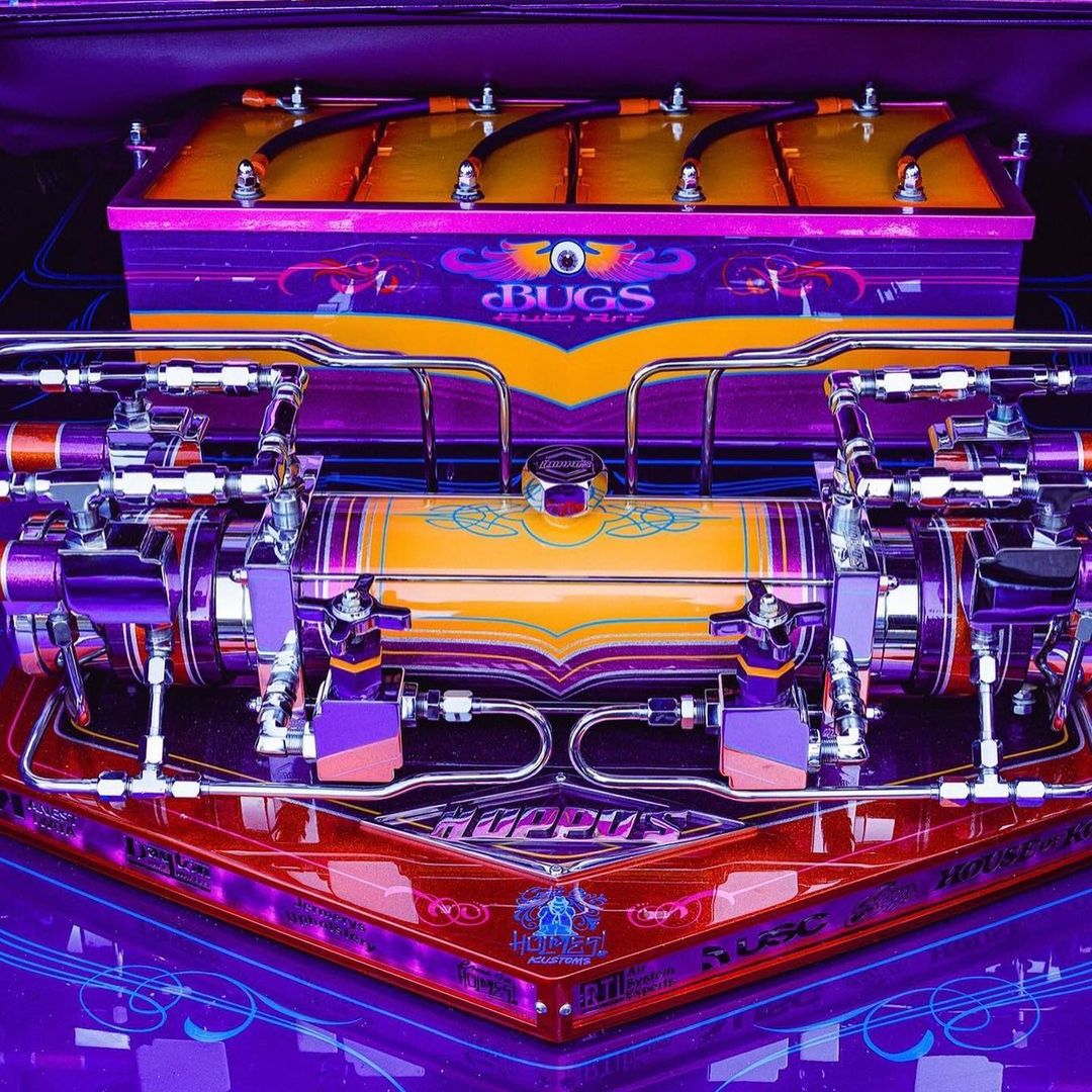 Dynamic_COLS's tweet photo. El concept art detrás de la campaña de los @suns para presentar su nueva City Edition #Elvalle es una auténtica obra de arte 🌞

La campaña rinde homenaje al pueblo Chicano (Mexicano) 🇲🇽 que en palabras del propio Booker, representa una gran parte de su afición.

@DevinBook https://t.co/gKkiAiC2Mh