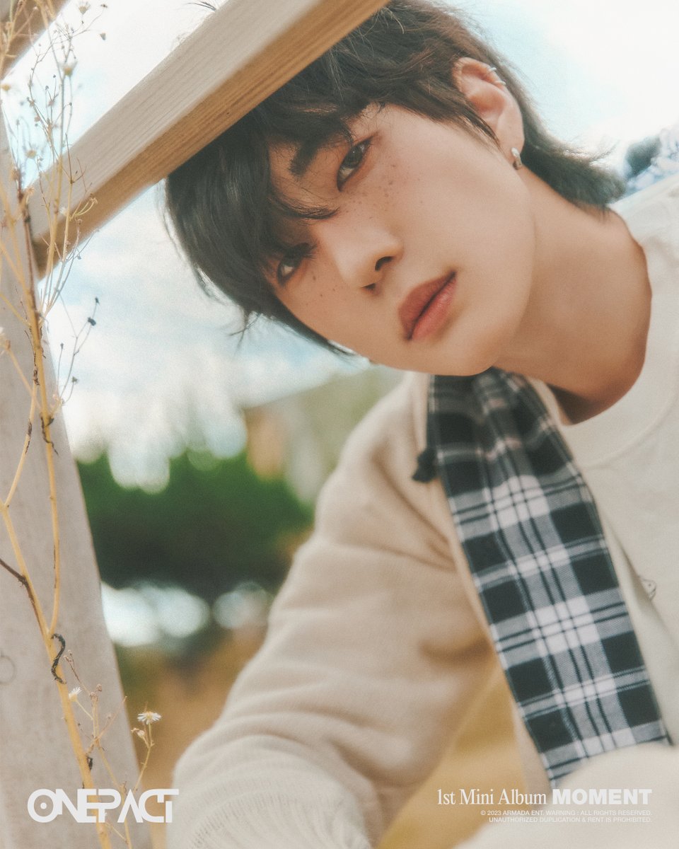 armada_ent's tweet photo. ONE PACT(원팩트)
1st Mini Album [Moment]

CONCEPT PHOTO : Nerd Ver. #1
▫#JONGWOO #종우▫

#ONEPACT #원팩트
#Moment #20231130_6PM