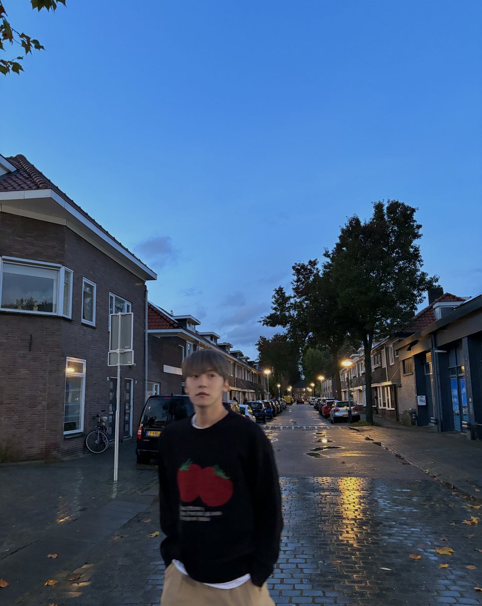official_ONEUS's tweet photo. [#건희]
I love this city, Tilburg
Thank you Netherland🇳🇱
See you again! https://t.co/PXWyqLtPO0