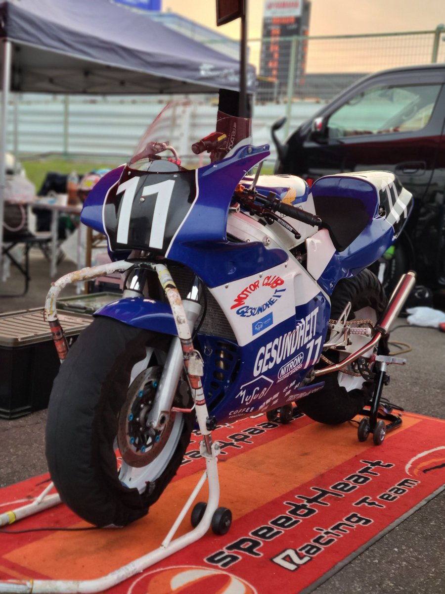 karokarotaro's tweet image. 今年のZERO-4はカワサキ4ストが優勢状態。来年は2スト勢に頑張ってもらいたい✊‼️

#ZERO4 #TASTEofTSUKUBA #ToT
#Gesundheit