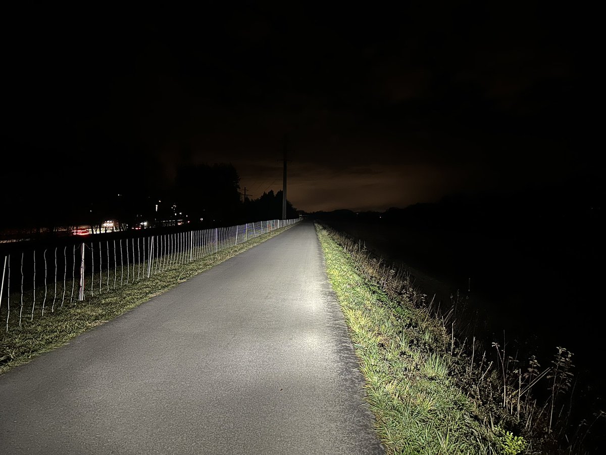 Symbolbild der Fahrradinfrastruktur der nächsten 5 Monate, in denen es mehr Forderung nach Infrastruktur als Fahrradfahrer geben wird. 😉