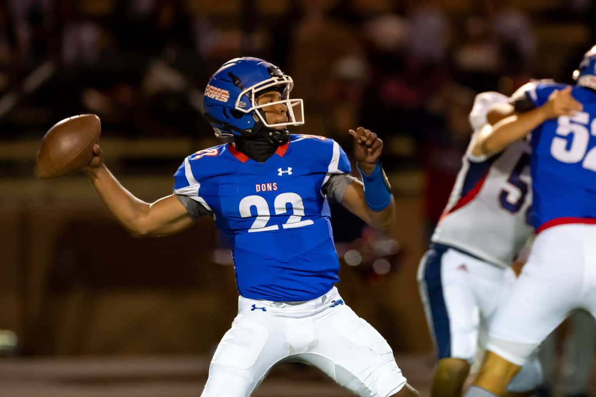 Palo Duro dominates Plainview to clinch playoff berth. Check out recap by @Lee_Passmore .. 📸 @GringoLocoPhoto #txhsfb presspass.news/palo-duro-domi…