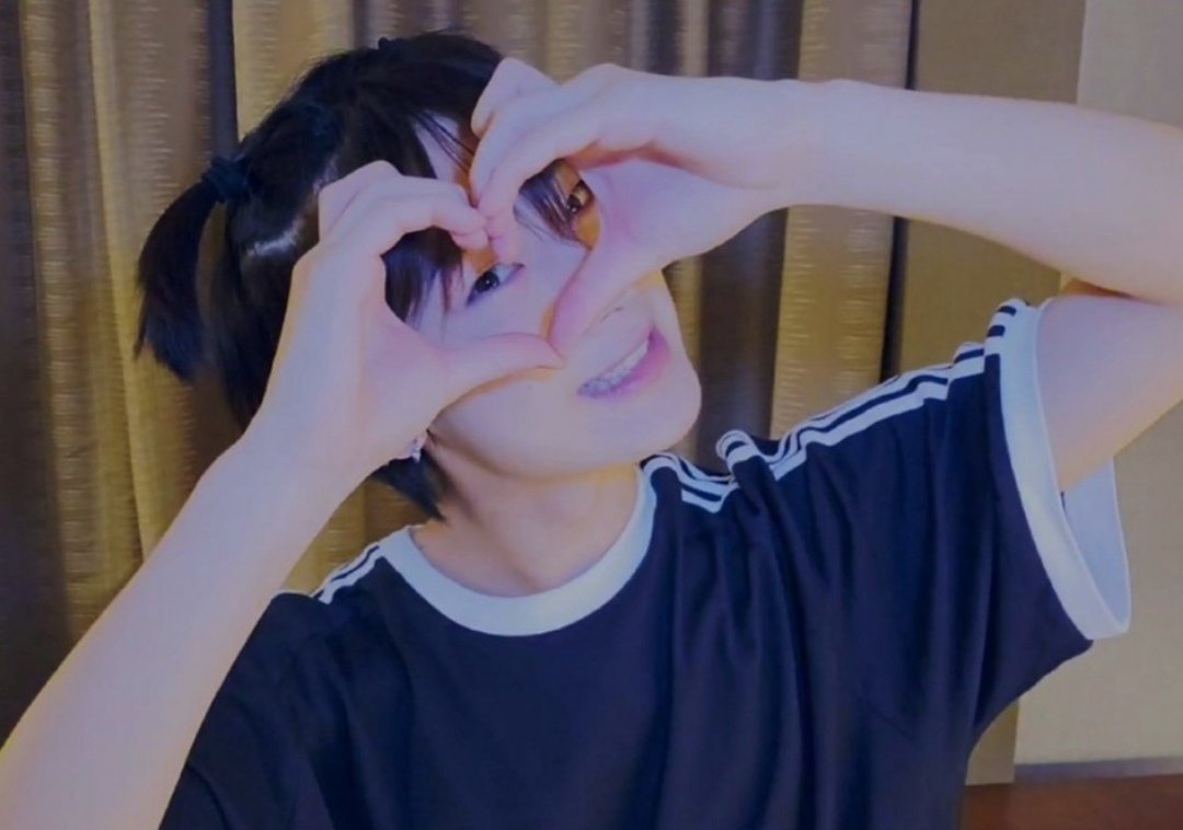 hoonsolgf's tweet photo. iloveeeyoouu, @hee_luv01 @_sparken @pjseong_99 @s4ssyddeonu. 🫂💜 https://t.co/Anu3OuAKwH