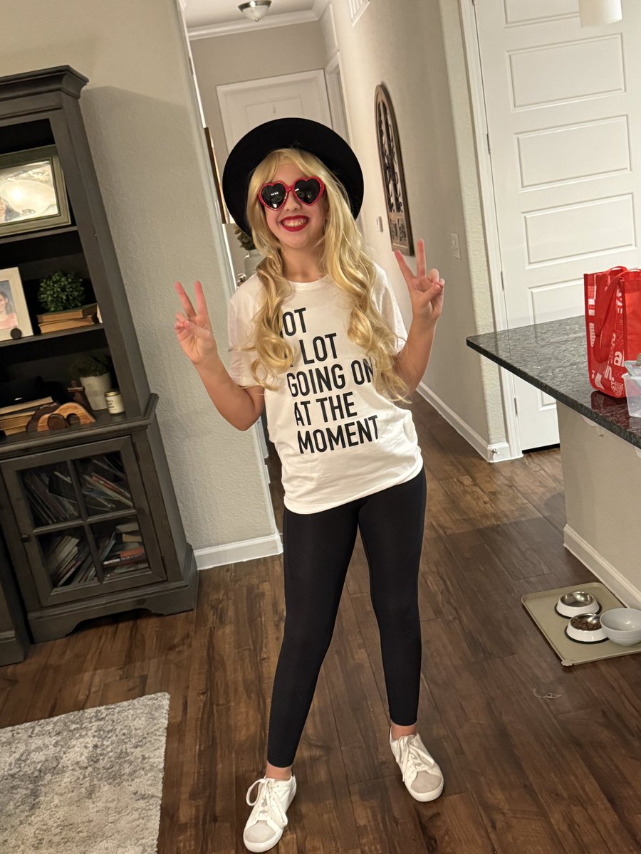 NJSmithEDU's tweet image. Channeling @taylorswift13 for Halloween this year! #22 #youbelongwithme #lookwhatyoumademedo