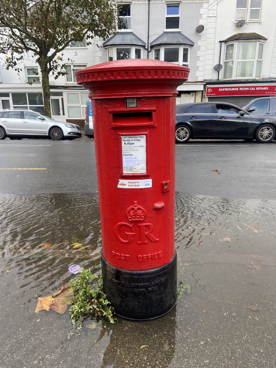 hanksnipzer's tweet photo. Come hell or high water. #PostboxSaturday #southcoast #bitdamp https://t.co/LmkKtPnVeV