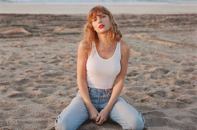 spotify_data's tweet photo. .@taylorswift13 broke the record for the biggest streaming week in Spotify history with 1.11 BILLION streams during the release week of #1989TaylorsVersion . https://t.co/MN4Og5a4q6