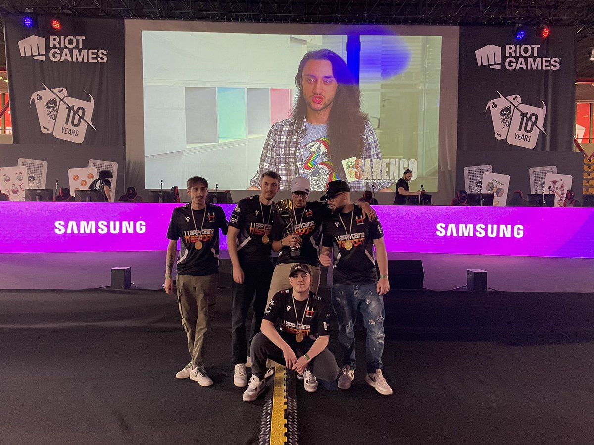 Vinto 2-1 in finale al <a href="/LuccaCandG/">Lucca Comics & Games</a> 
 
Grazie ai miei teammates per la fantastica esperienza ed è stato bellissimo incontrare tutti dal vivo