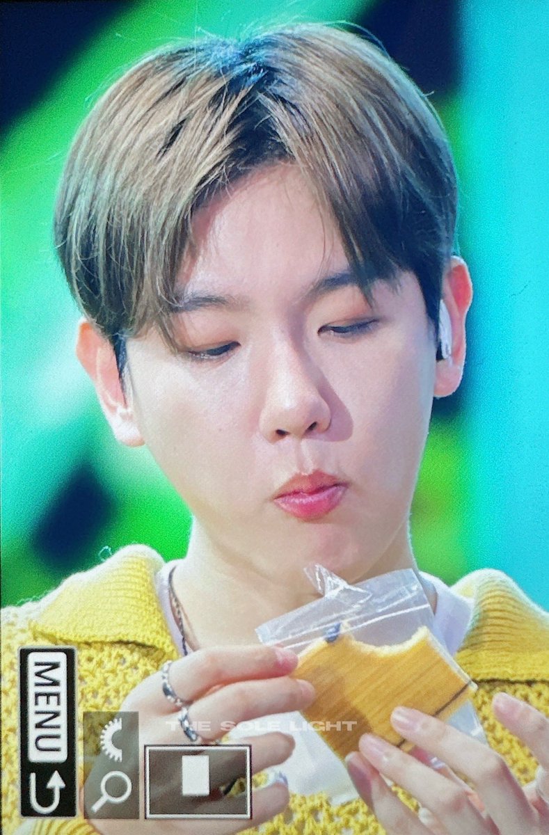 solelight56's tweet photo. 231104 #백현 #BAEKHYUN https://t.co/poF67gQOBh