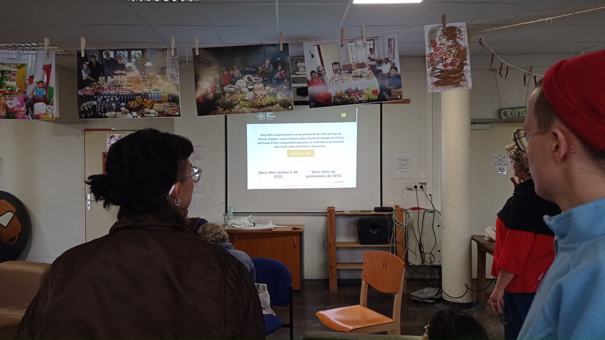[ RETOUR SUR LE COMM'UN CAFÉ « C'EST QUOI L'ESS » ? ] Ce matin a lieu le Comm'un Café sur l'économie sociale et solidaire, un moment d'échange très riche et constructif - avec la <a href="/comagglo/">Communauté d'Agglomération du Pays de Grasse</a>

#commmuncafe #evaleco #PaysdeGrasse #Moisdeless #ess #economiesocialeetsolidaire