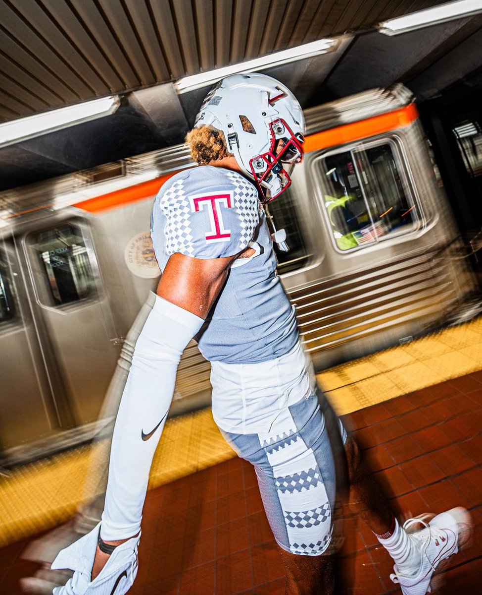 UNISWAG's tweet photo. New look for @Temple_FB 

#uniswag https://t.co/Bgv9Obskd7